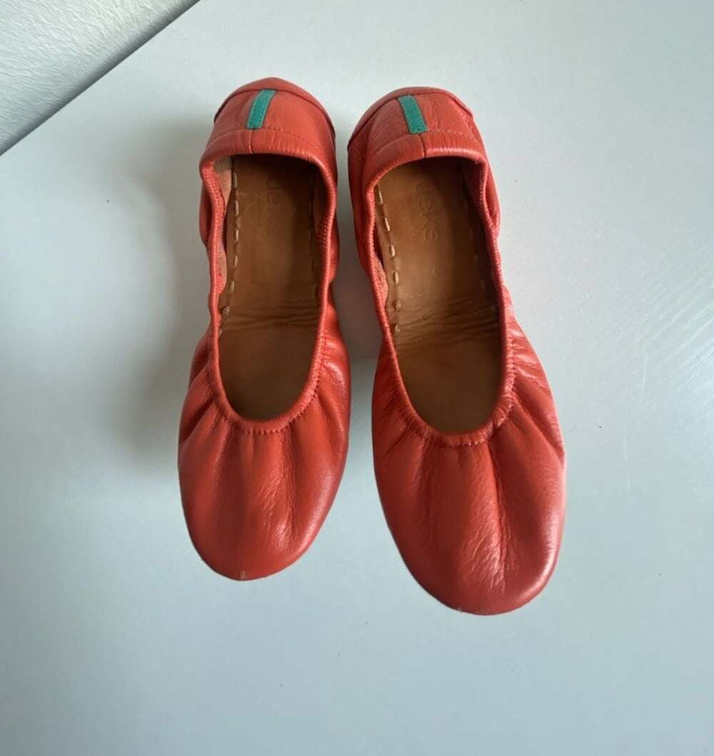 Tieks by Gavrieli Coral Orange Leather Foldable Ballet Flats size 6